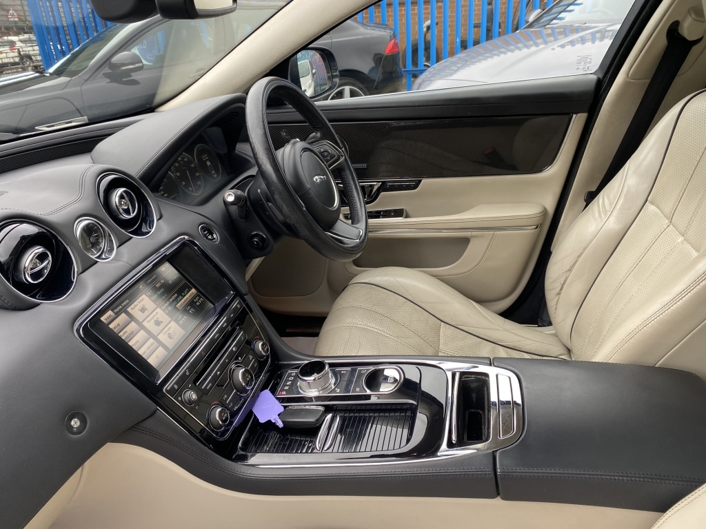 Used Jaguar XJ 2014 for sale - 78211542: Photo 10