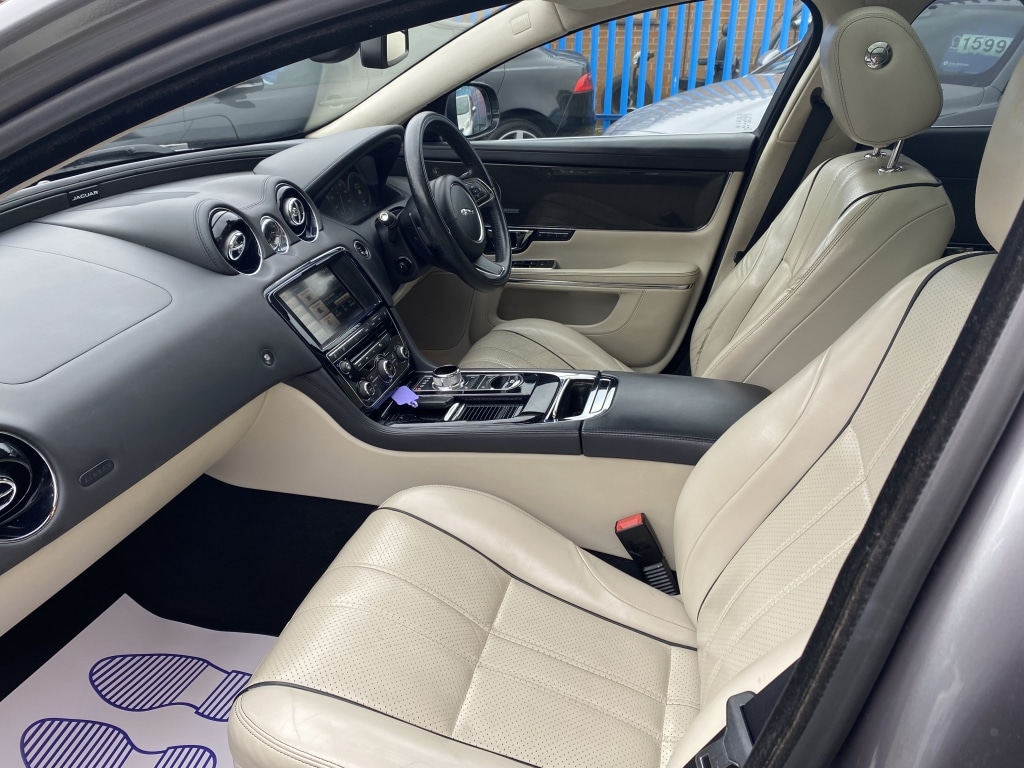 Used Jaguar XJ 2014 for sale - 78211542: Photo 11