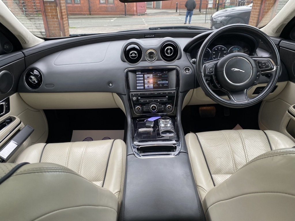 Used Jaguar XJ 2014 for sale - 78211542: Photo 13