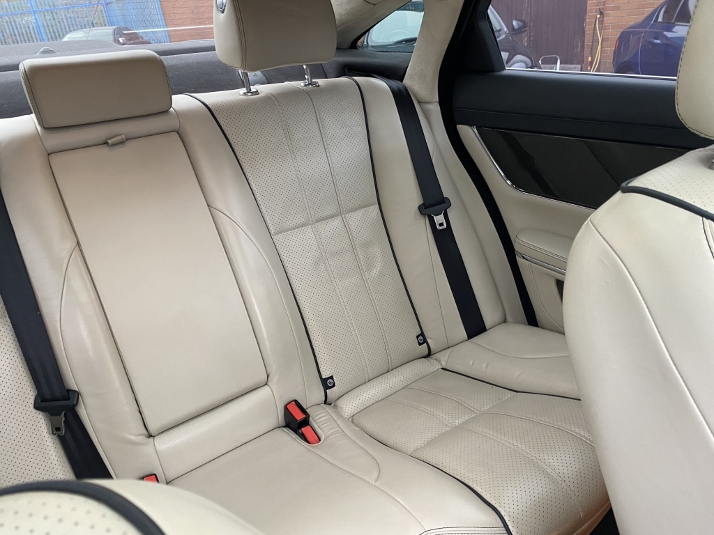 Used Jaguar XJ 2014 for sale - 78211542: Photo 27