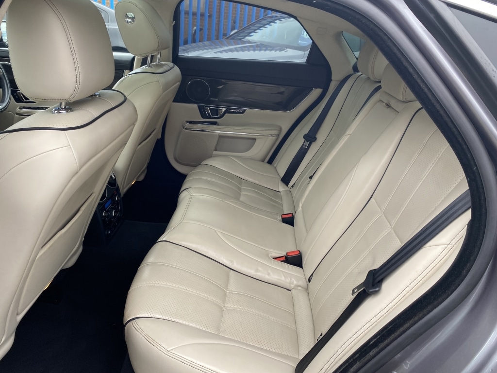 Used Jaguar XJ 2014 for sale - 78211542: Photo 8