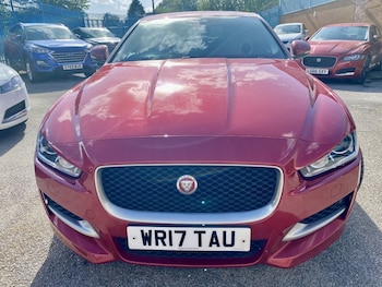 Used Jaguar XE 2017 for sale - 78542199: Photo