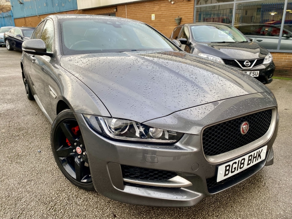 Used Jaguar XE 2018 for sale - 76749256: Photo 1