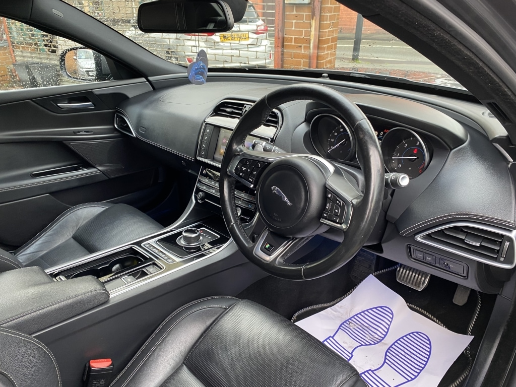 Used Jaguar XE 2018 for sale - 76749256: Photo 13