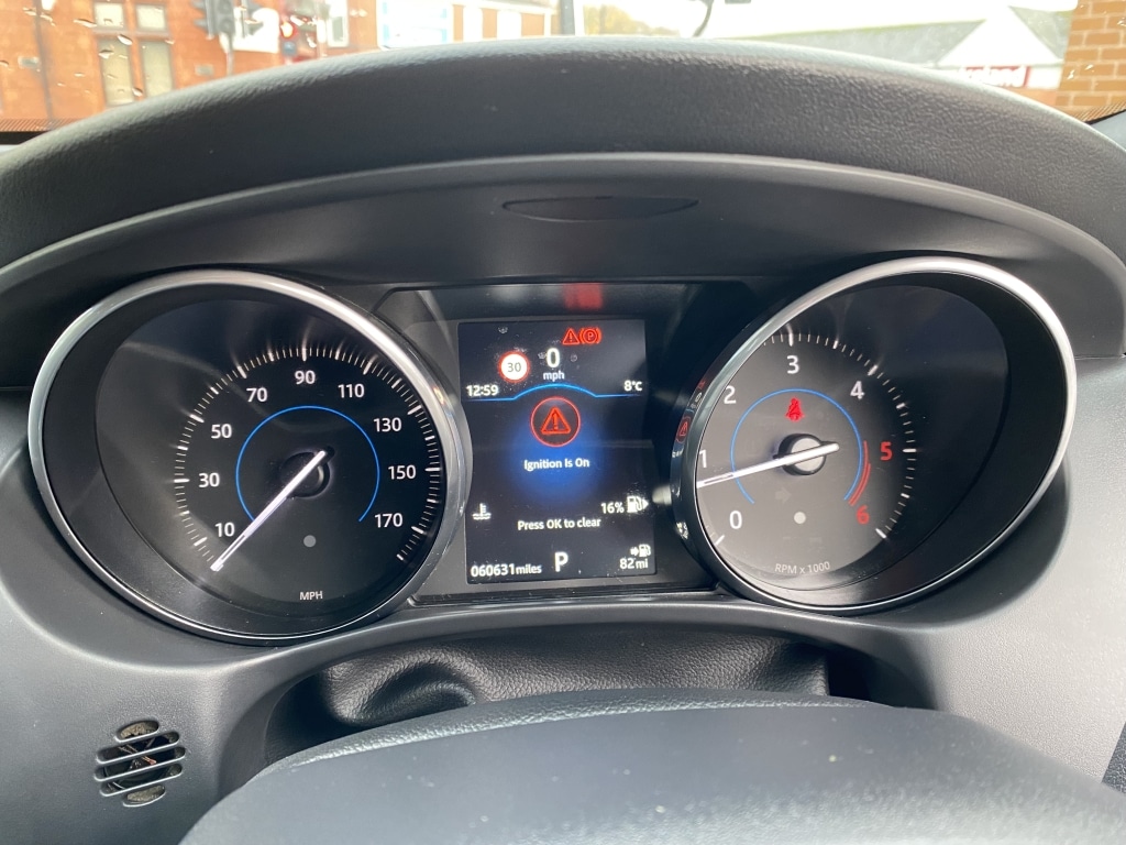 Used Jaguar XE 2018 for sale - 76749256: Photo 21