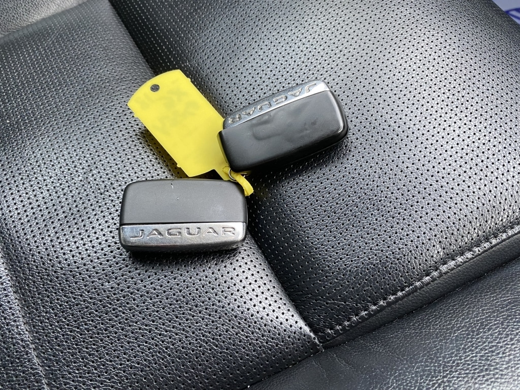Used Jaguar XE 2018 for sale - 76749256: Photo 25