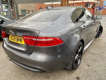 Used Jaguar XE 2018 for sale - 76749256: Photo