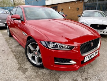 Used Jaguar XE 2018 for sale - 78460181: Photo