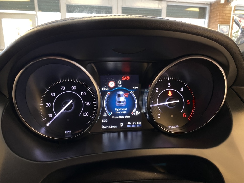 Used Jaguar E-Pace 2018 for sale - 77284838: Photo 18