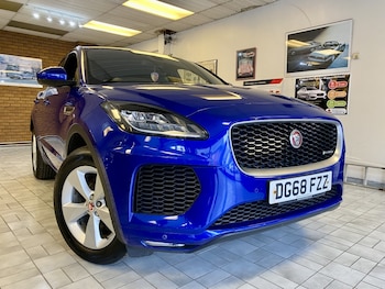 2018 (68) - 2.0 R-DYNAMIC 5DR AUTOMATIC