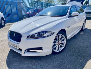 Used Jaguar XF 2014 for sale - 78238791: Photo
