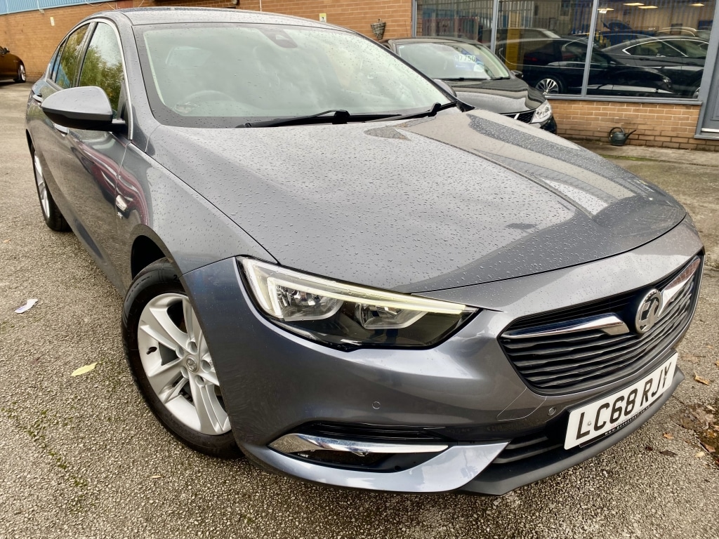 Used Vauxhall Insignia 2018 for sale - 76288700: Photo 2