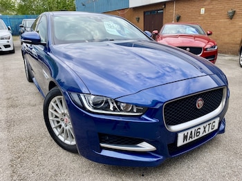 Used Jaguar XE 2016 for sale - 78526946: Photo