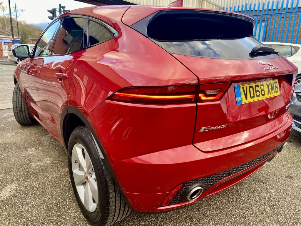 Used Jaguar E-Pace 2018 for sale - 76687516: Photo 4