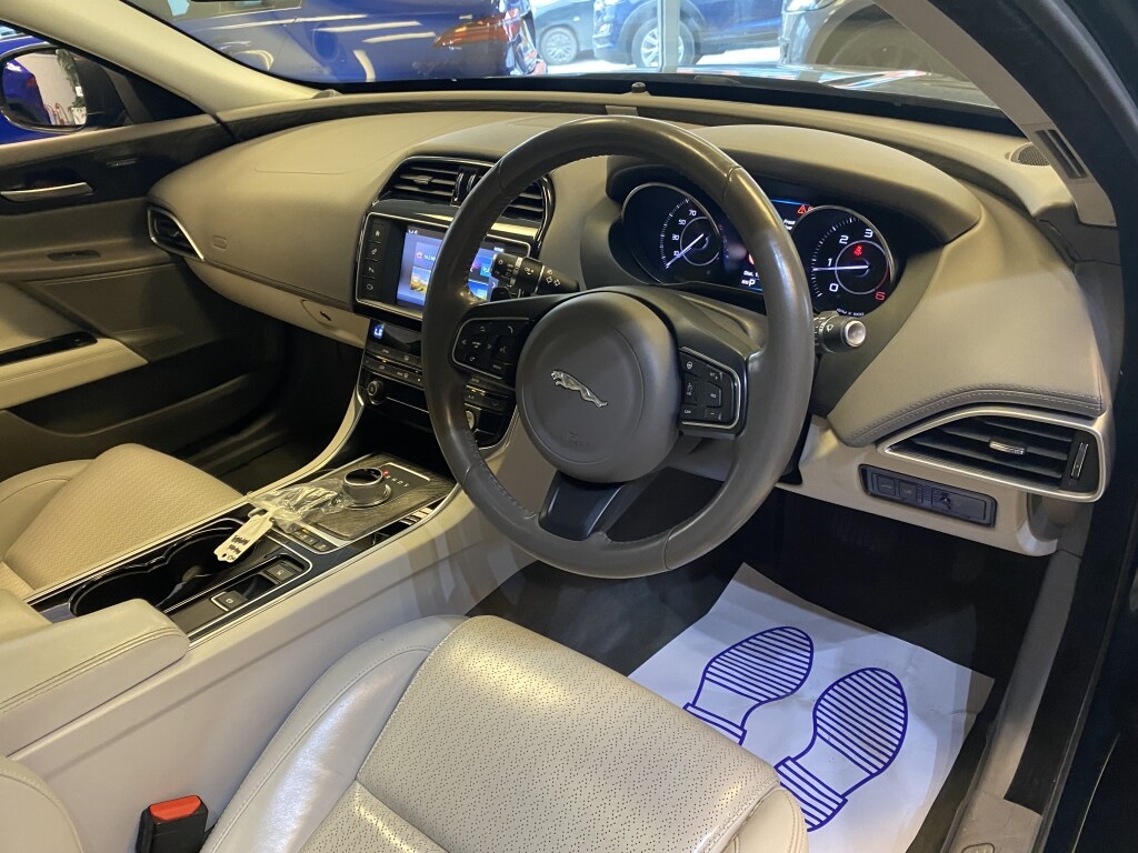 Used Jaguar XE 2016 for sale - 77669253: Photo 16