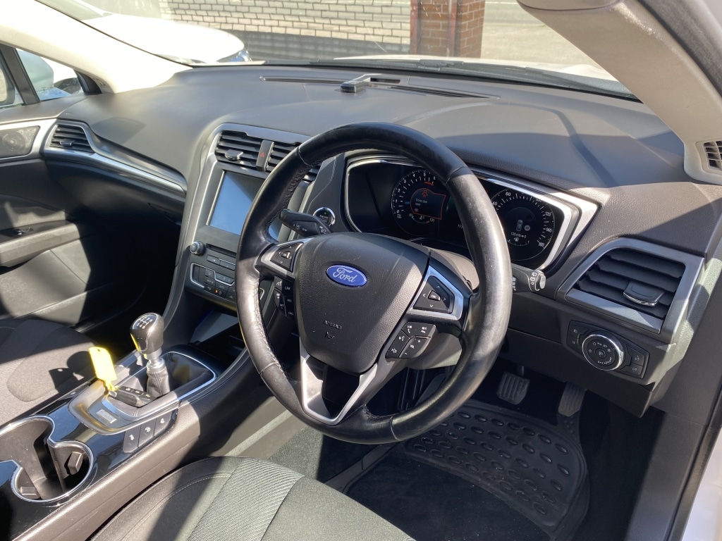 Used Ford Mondeo 2015 for sale - 77933648: Photo 14