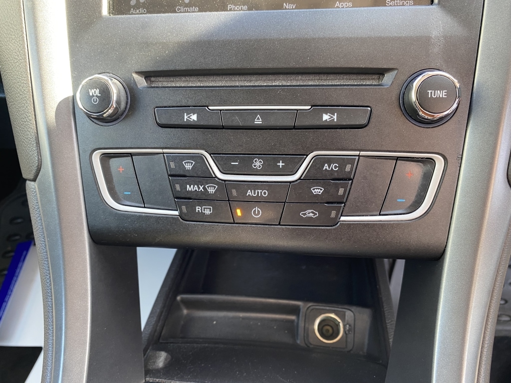 Used Ford Mondeo 2015 for sale - 77933648: Photo 20