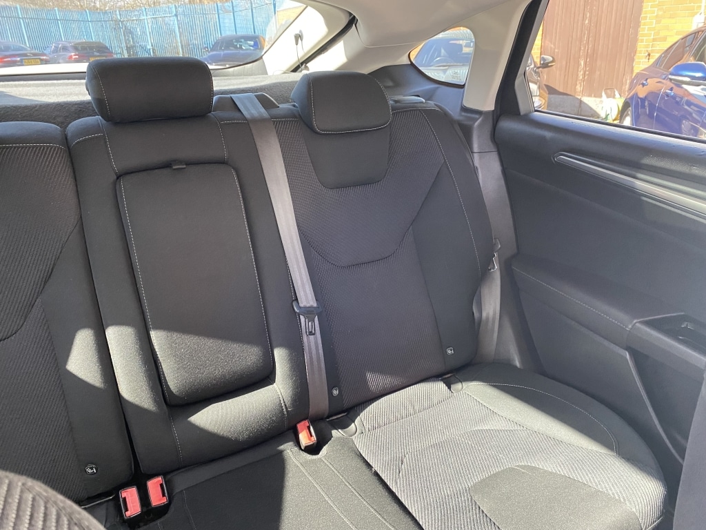 Used Ford Mondeo 2015 for sale - 77933648: Photo 22