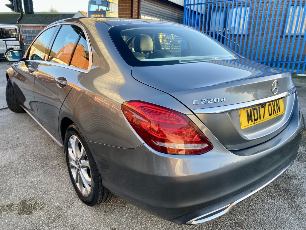 Used Mercedes-Benz C Class 2017 for sale - 77154645: Photo 3