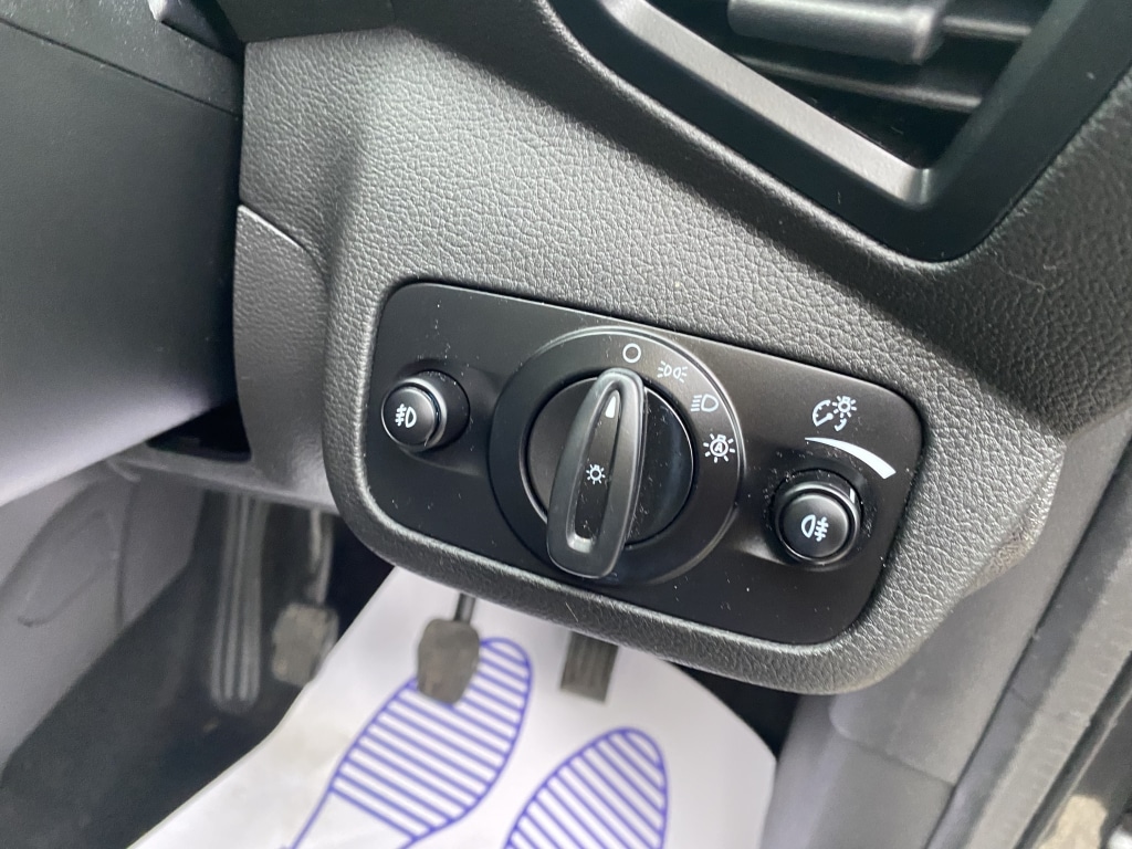 Used Ford Kuga 2015 for sale - 77235059: Photo 17