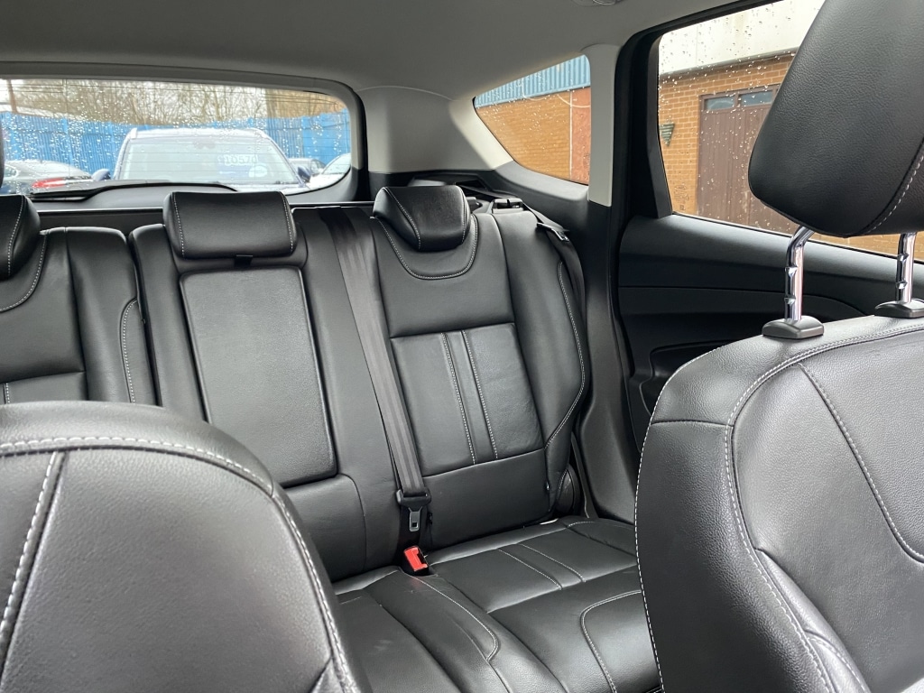 Used Ford Kuga 2015 for sale - 77235059: Photo 24