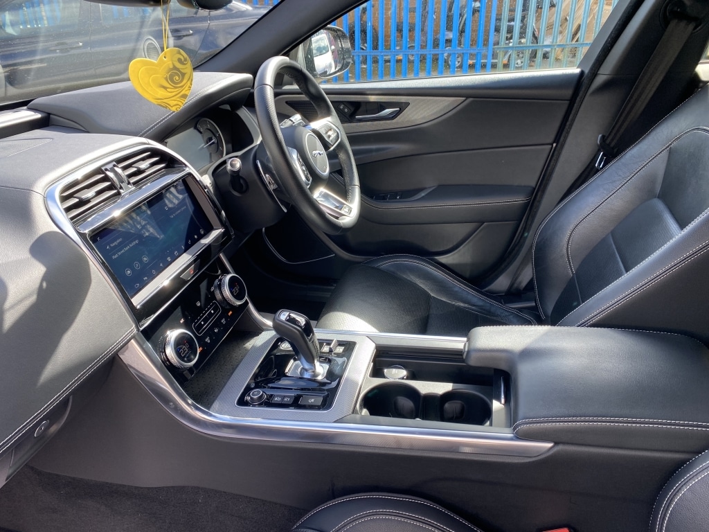 Used Jaguar XE 2019 for sale - 78211550: Photo 12