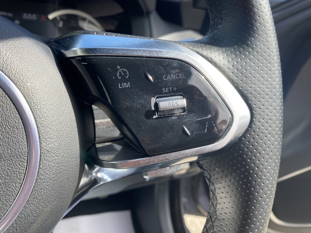 Used Jaguar XE 2019 for sale - 78211550: Photo 18