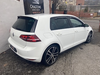Used Volkswagen Golf 2016 for sale - 77792942: Photo