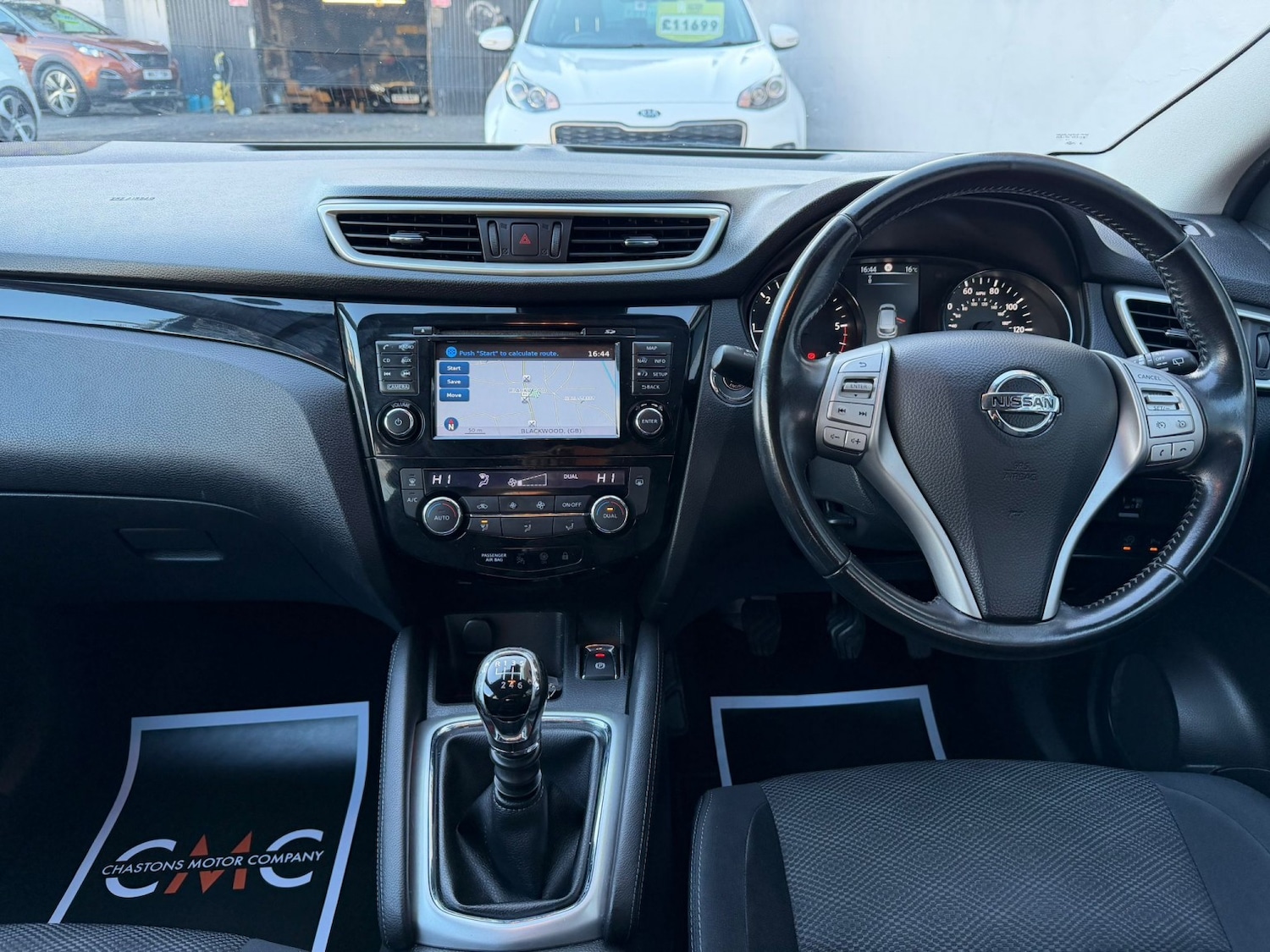 Used Nissan Qashqai 2015 for sale - 77173019: Photo 11