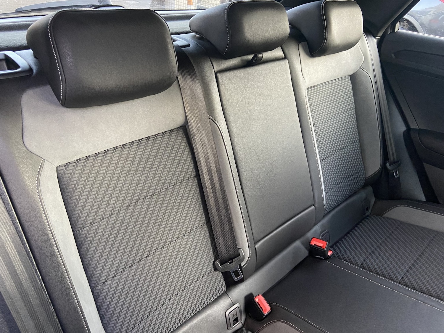 Used Volkswagen T-Roc 2021 for sale - 77038992: Photo 15