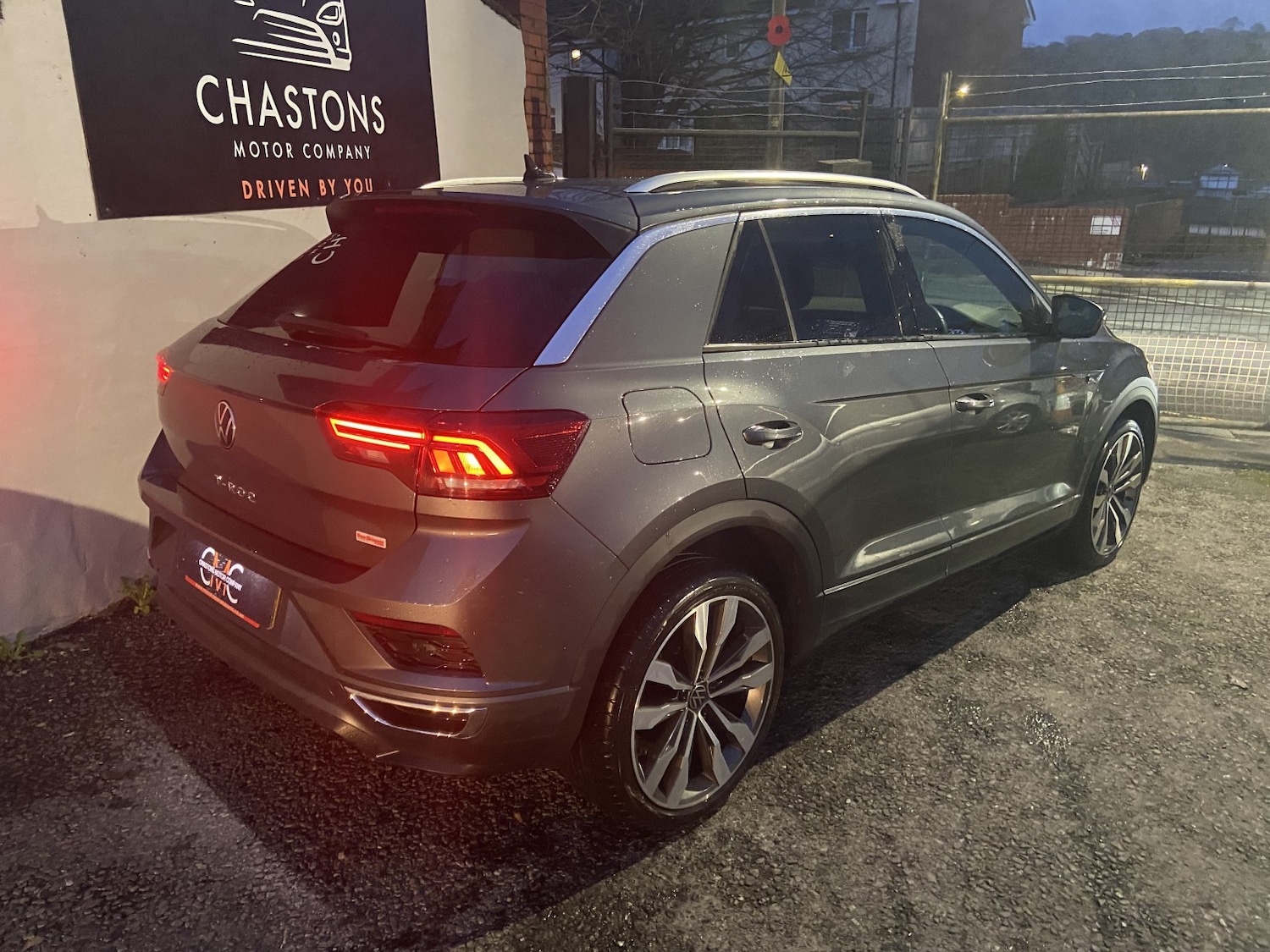 Used Volkswagen T-Roc 2021 for sale - 77038992: Photo 3