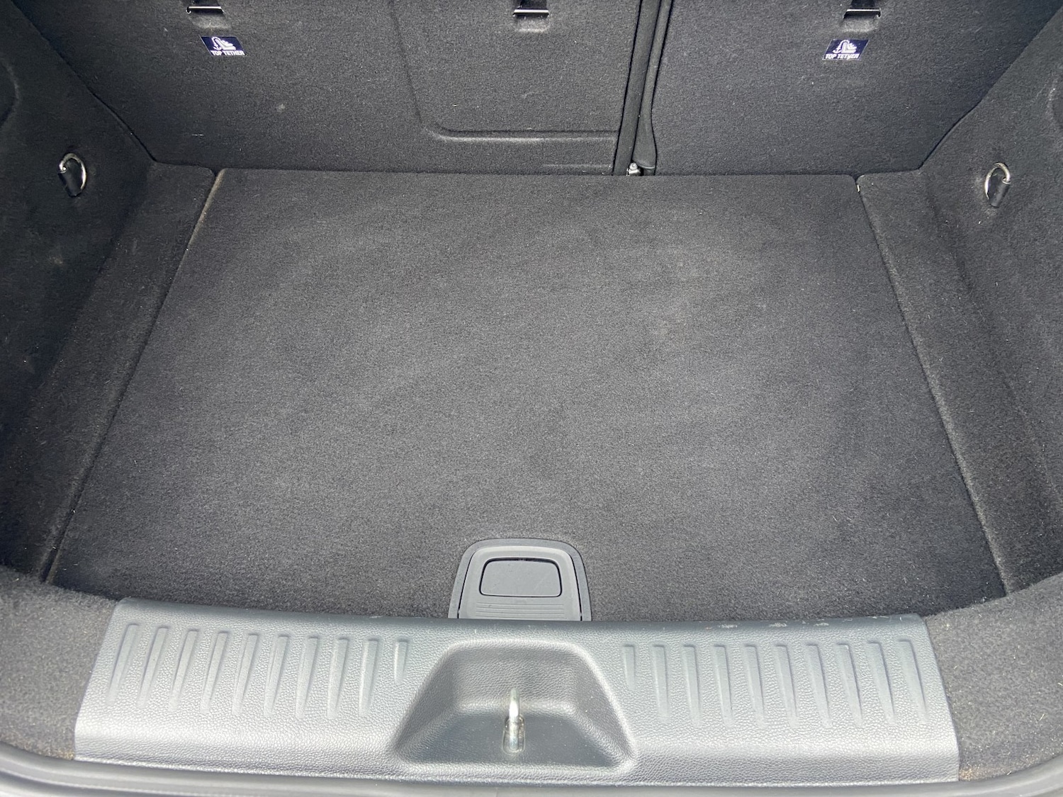 Used Mercedes-Benz A-Class 2014 for sale - 77453304: Photo 14