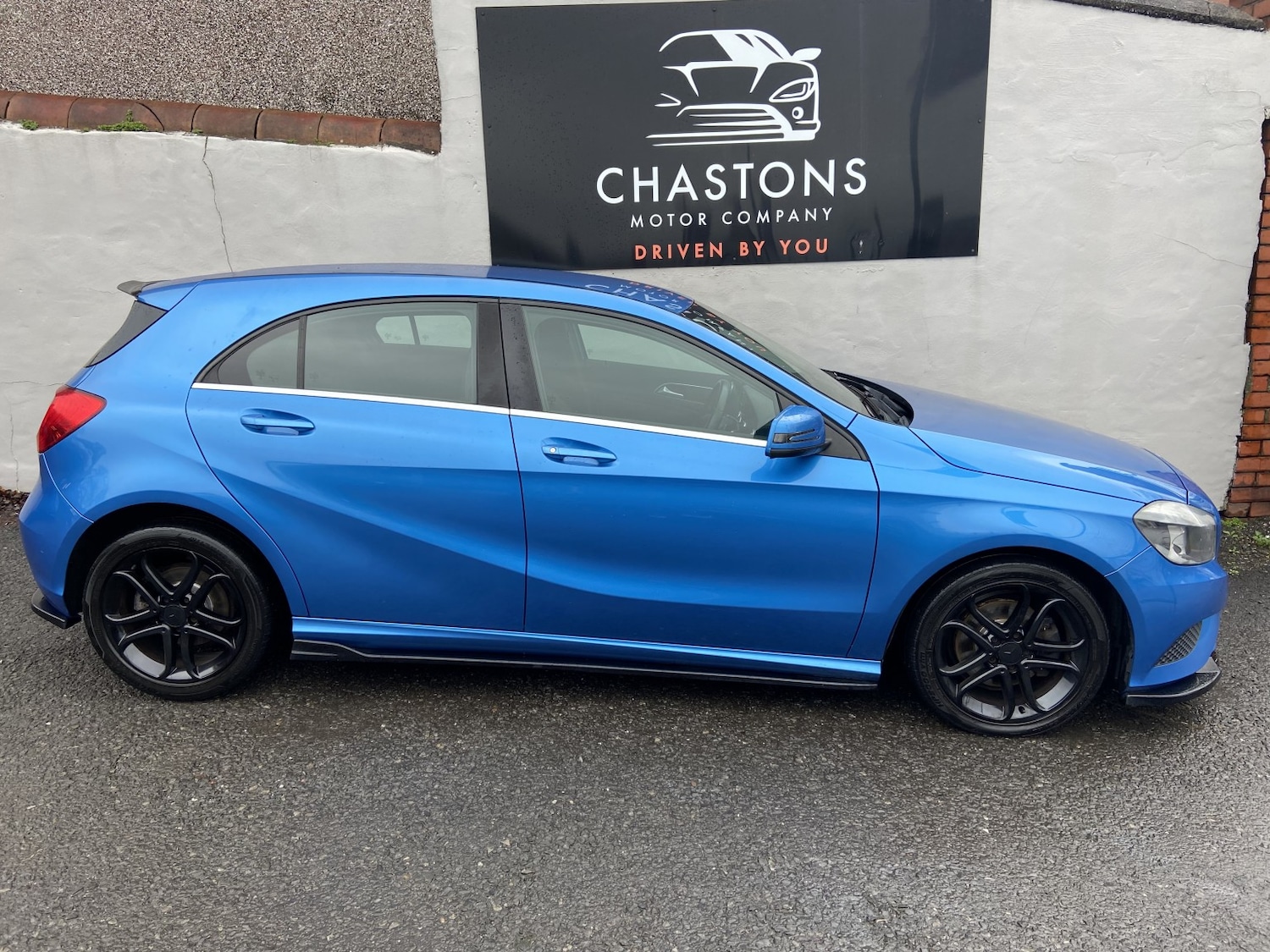 Used Mercedes-Benz A-Class 2014 for sale - 77453304: Photo 2