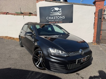 Volkswagen - Golf