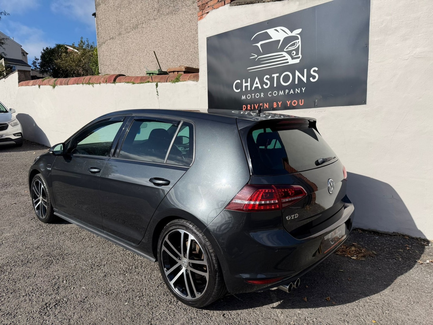 Used Volkswagen Golf 2017 for sale - 75806514: Photo 7