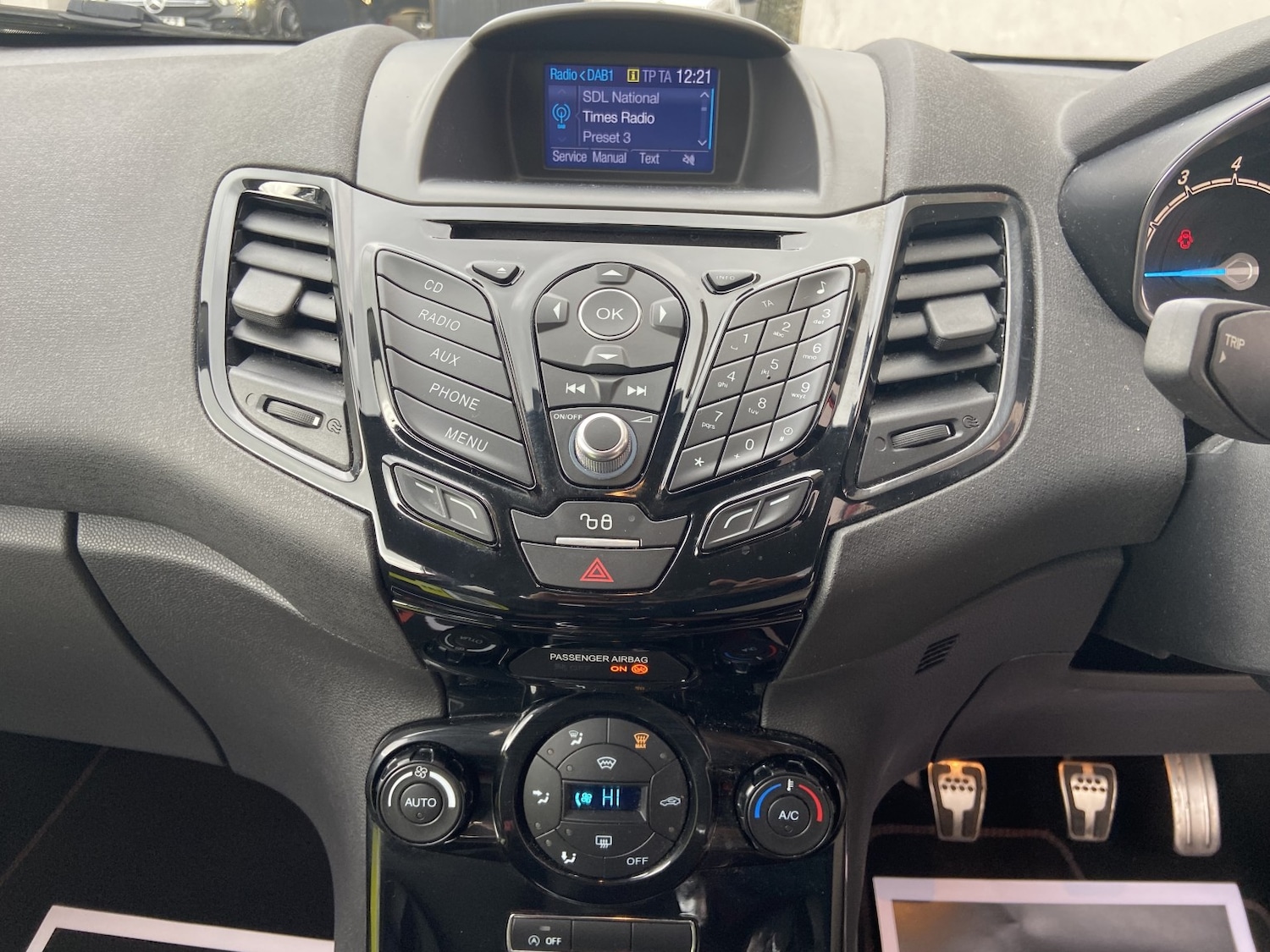 Used Ford Fiesta 2015 for sale - 77584576: Photo 18