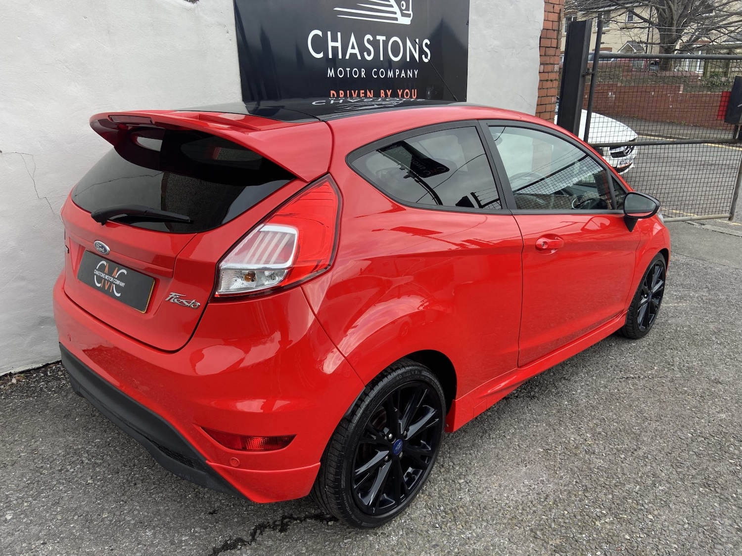 Used Ford Fiesta 2015 for sale - 77584576: Photo 4