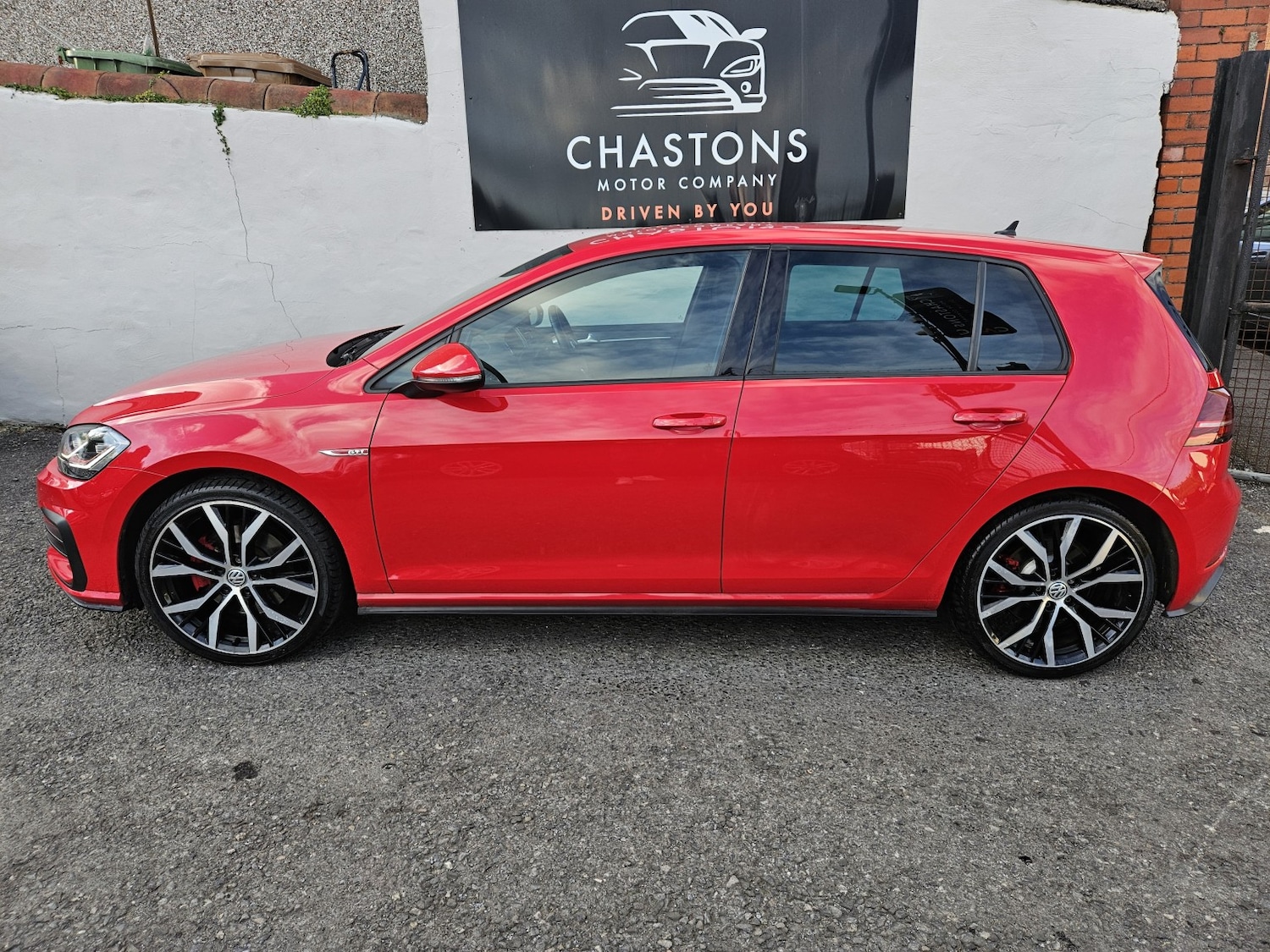 Used Volkswagen Golf 2017 for sale - 76149382: Photo 10