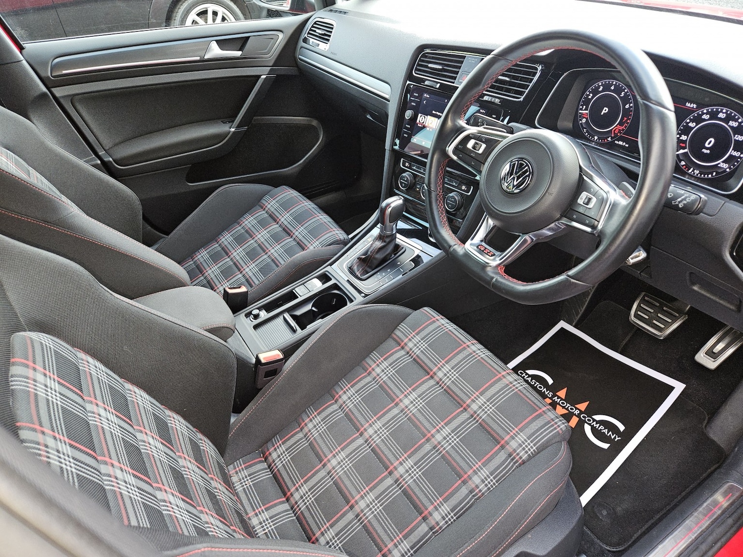 Used Volkswagen Golf 2017 for sale - 76149382: Photo 4