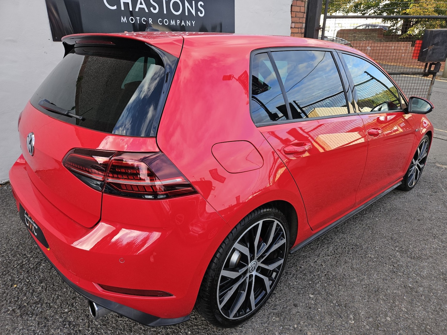 Used Volkswagen Golf 2017 for sale - 76149382: Photo 8