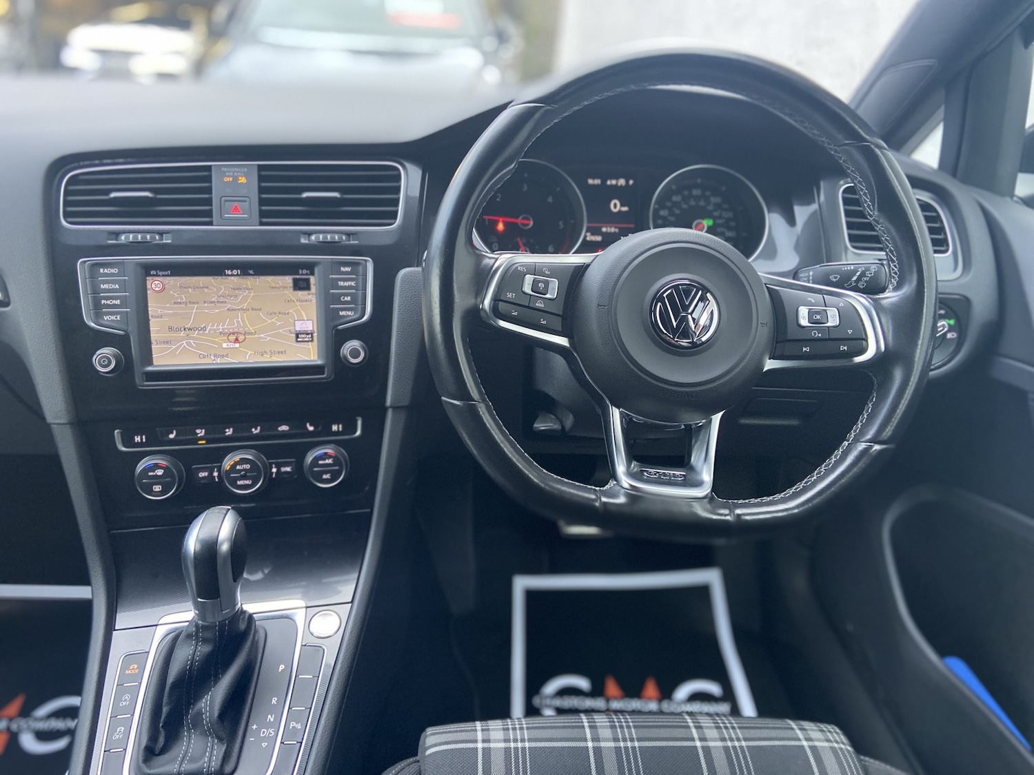 Used Volkswagen Golf 2017 for sale - 77595458: Photo 17