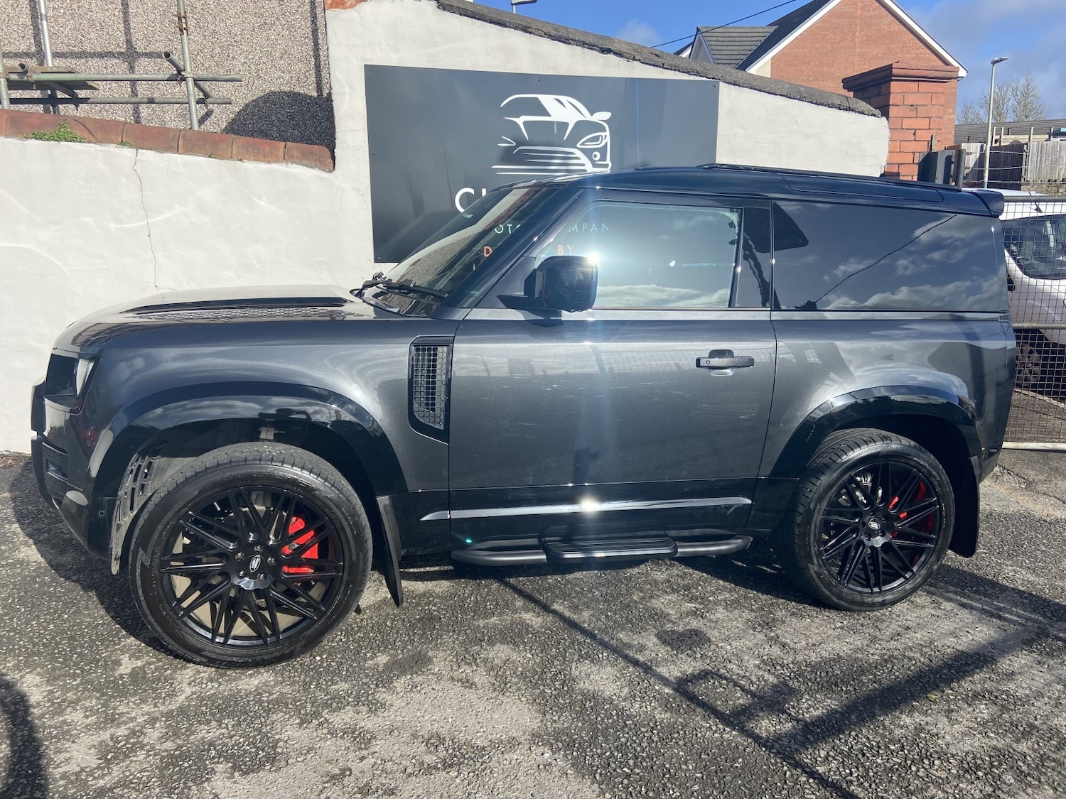 Used Land Rover Defender 90 2025 for sale - 77822296: Photo 2