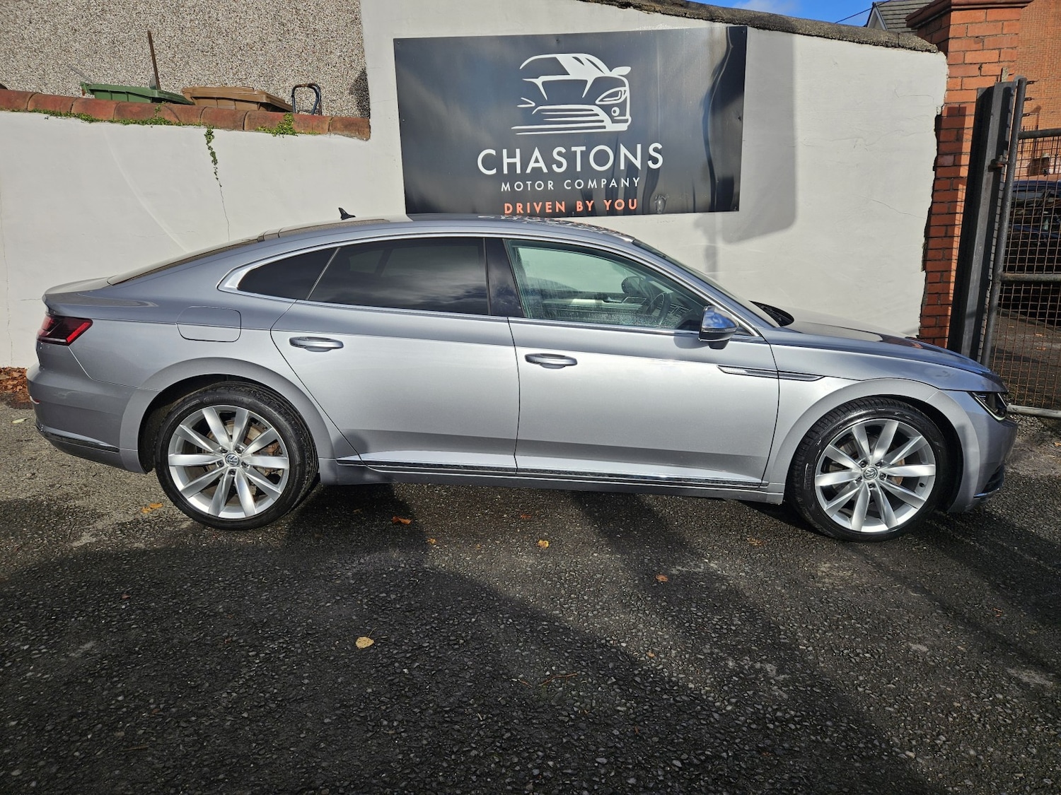 Used Volkswagen Arteon 2017 for sale - 76334828: Photo 2