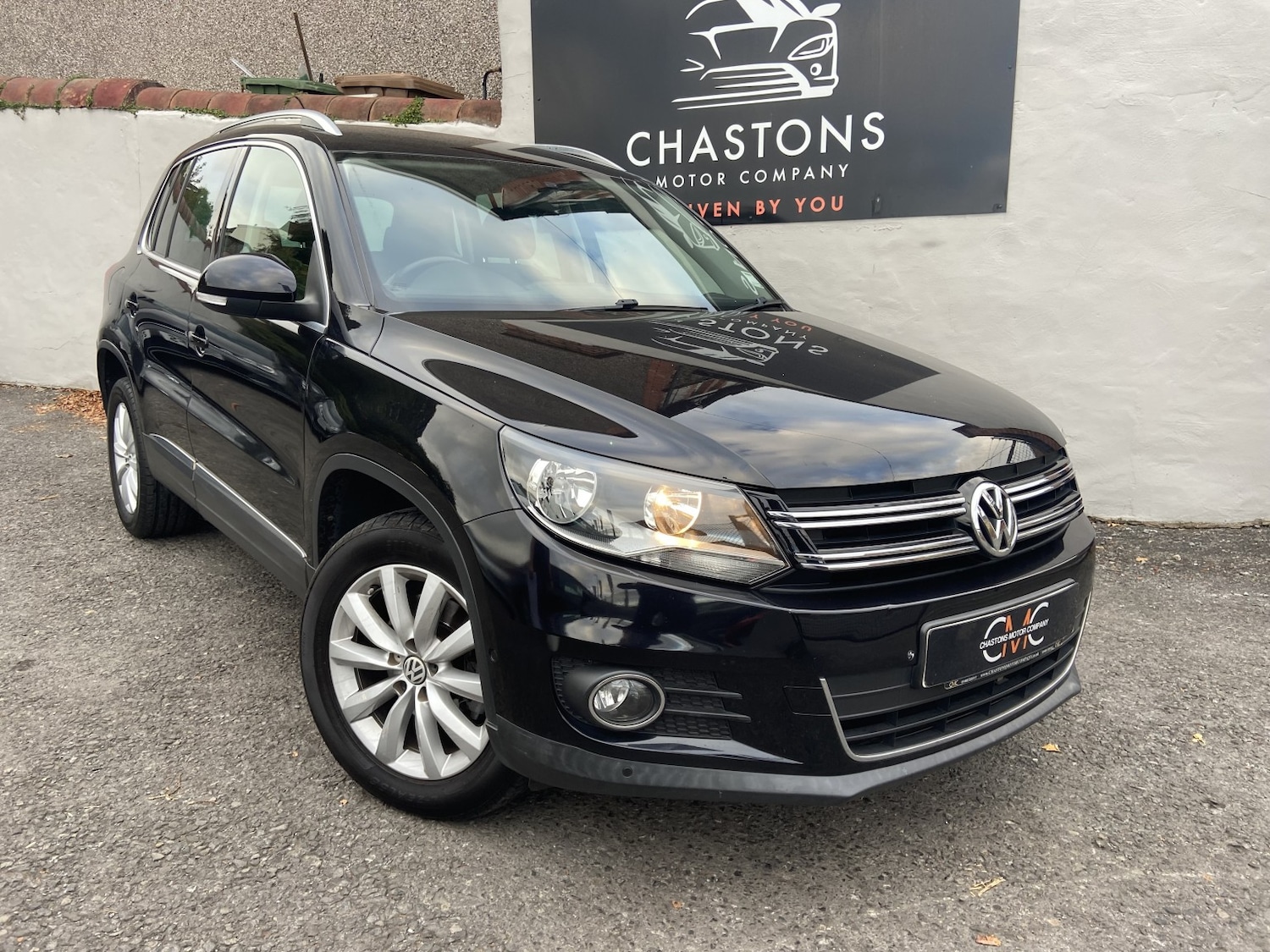 Used Volkswagen Tiguan 2015 for sale - 76293290: Photo 1