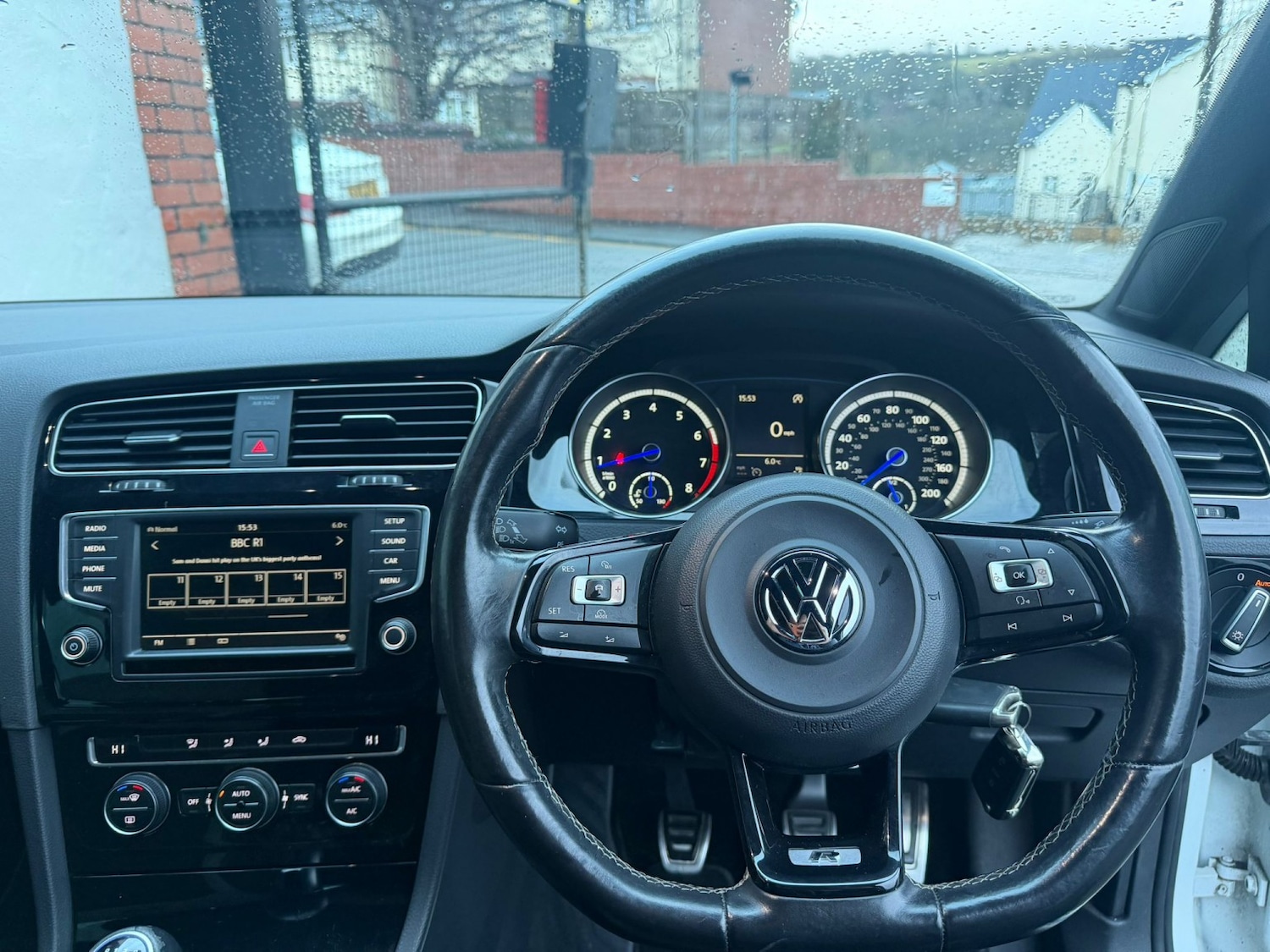 Used Volkswagen Golf 2015 for sale - 77310719: Photo 5