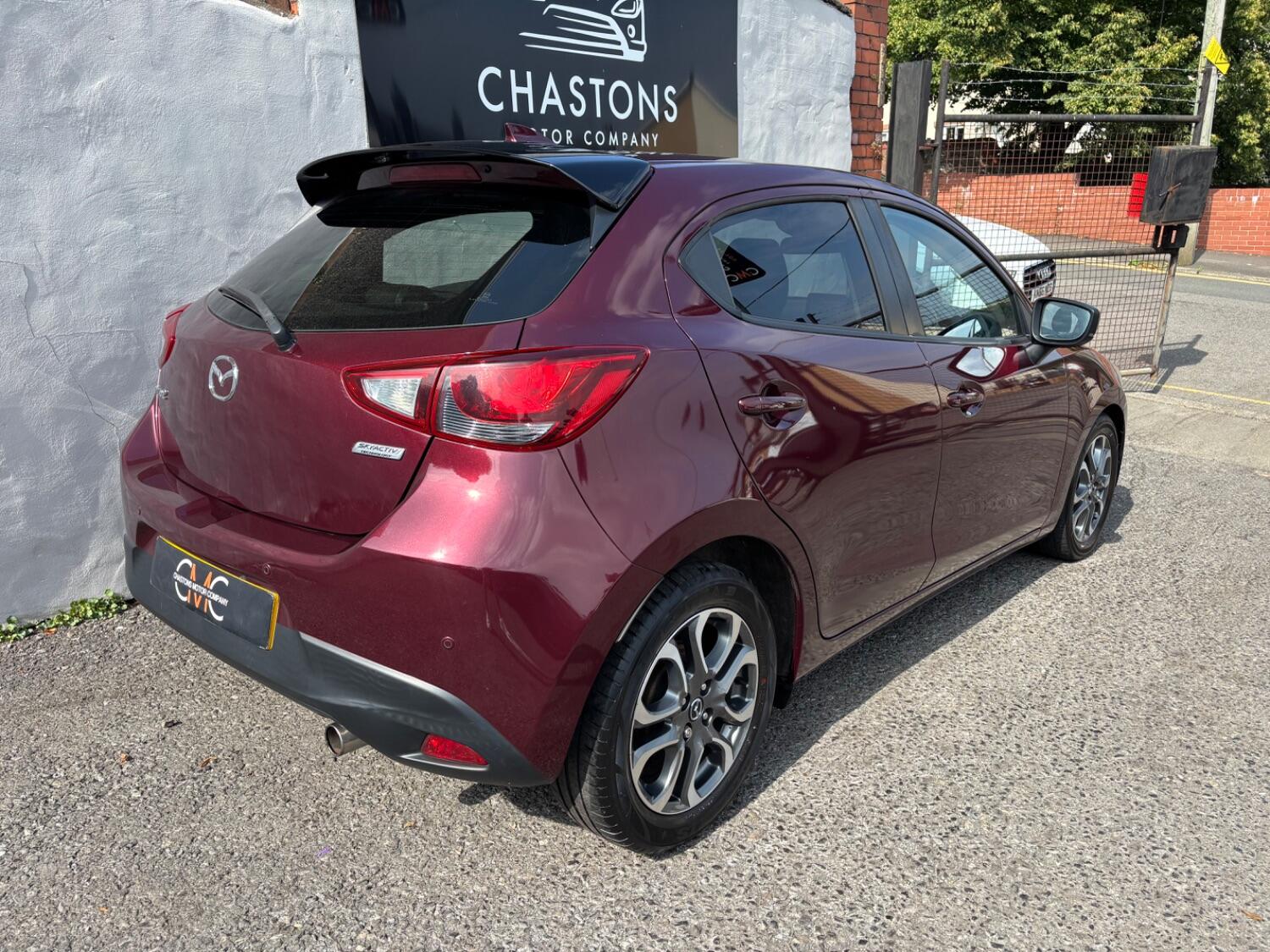 Used Mazda Mazda2 2017 for sale - 76769185: Photo 3