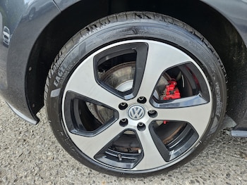 Used Volkswagen Golf 2017 for sale - 79302074: Photo