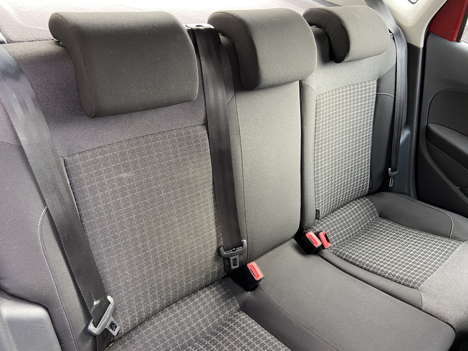 Used Volkswagen Polo 2015 for sale - 77465749: Photo 13