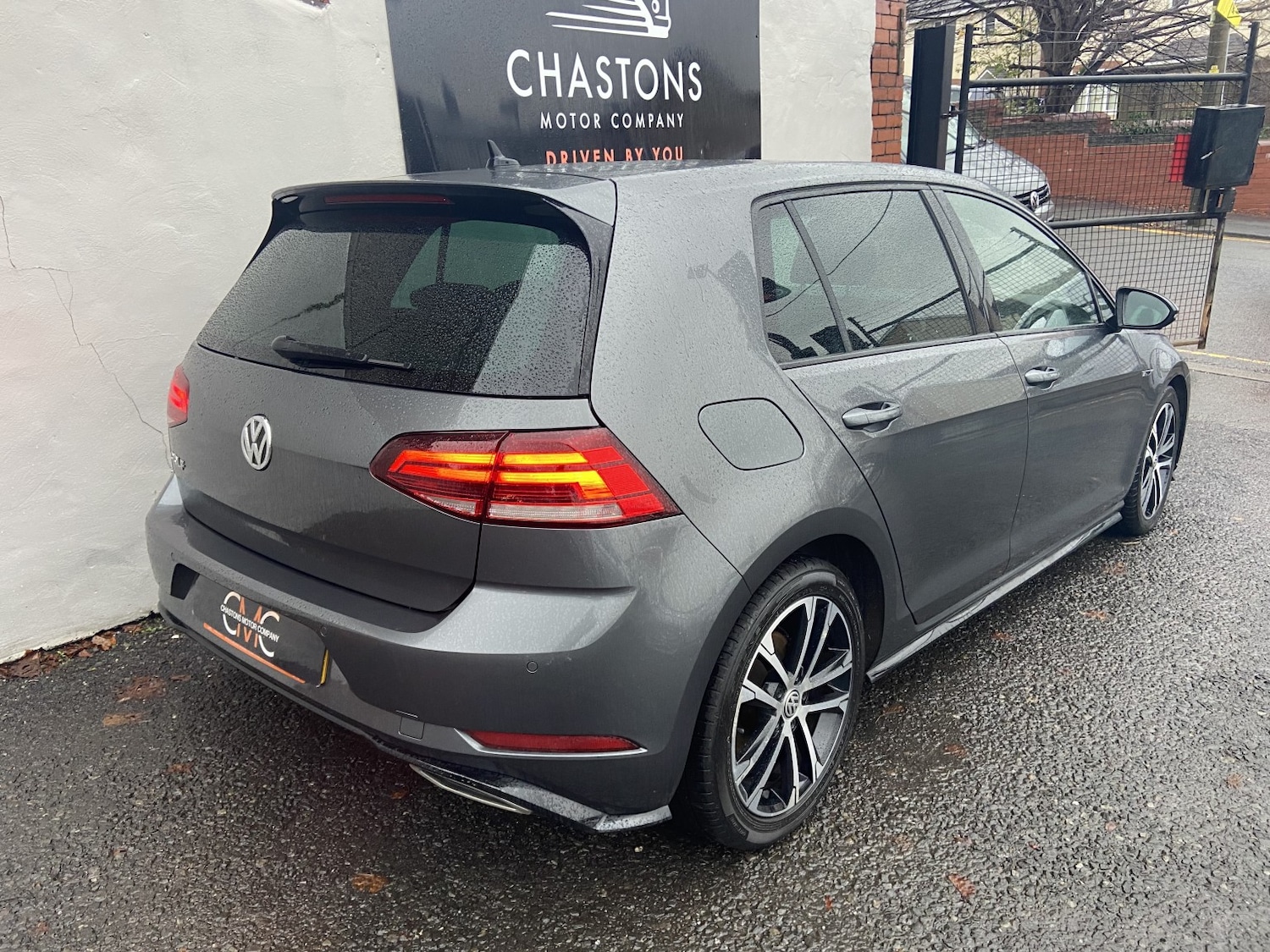 Used Volkswagen Golf 2019 for sale - 76149229: Photo 3