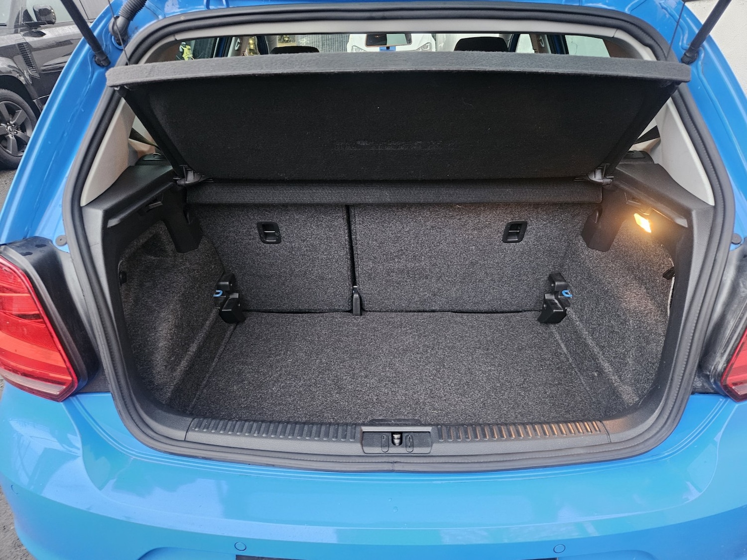 Used Volkswagen Polo 2017 for sale - 77213510: Photo 12